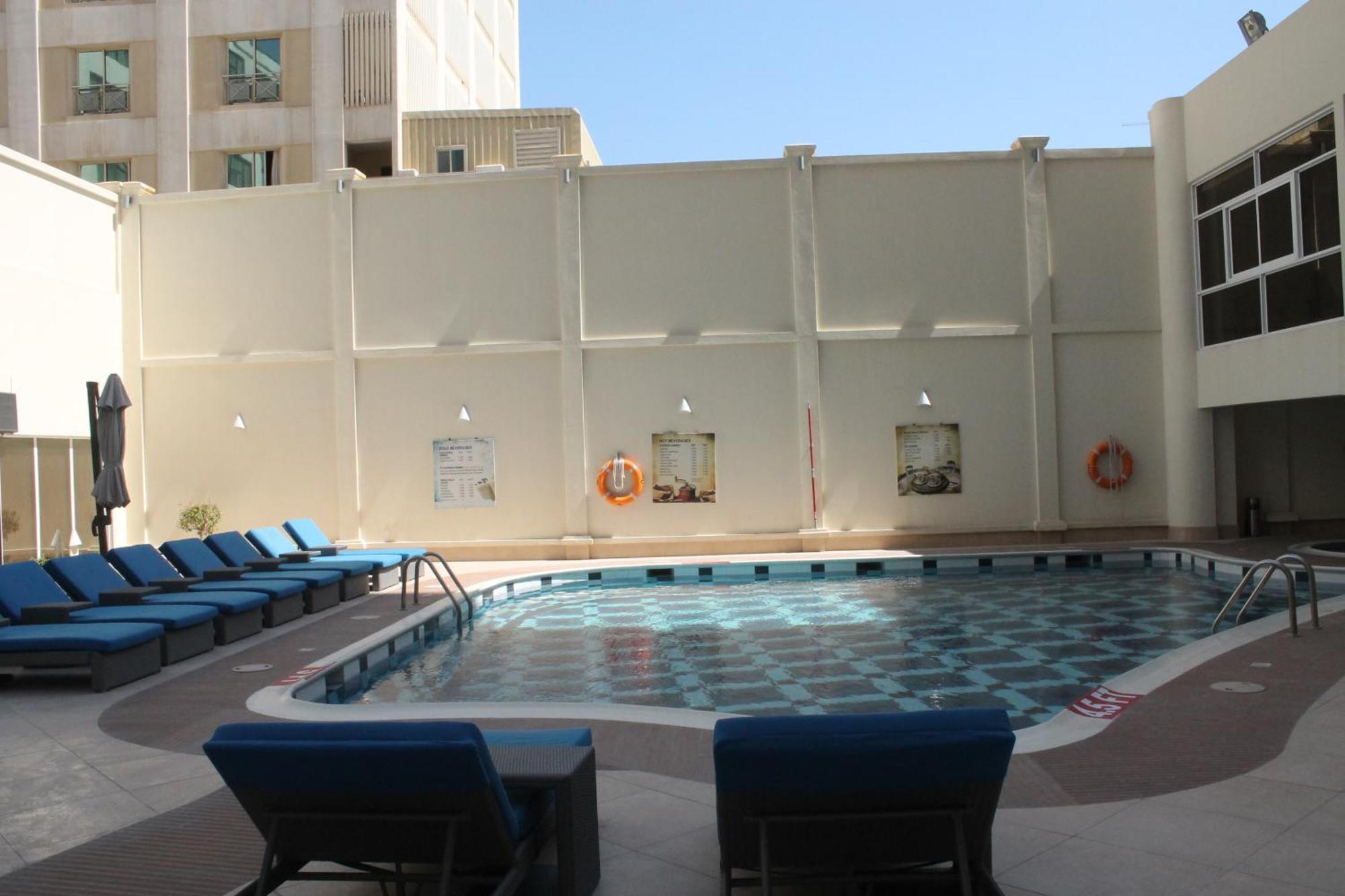 Al Safir Hotel Манама Экстерьер фото