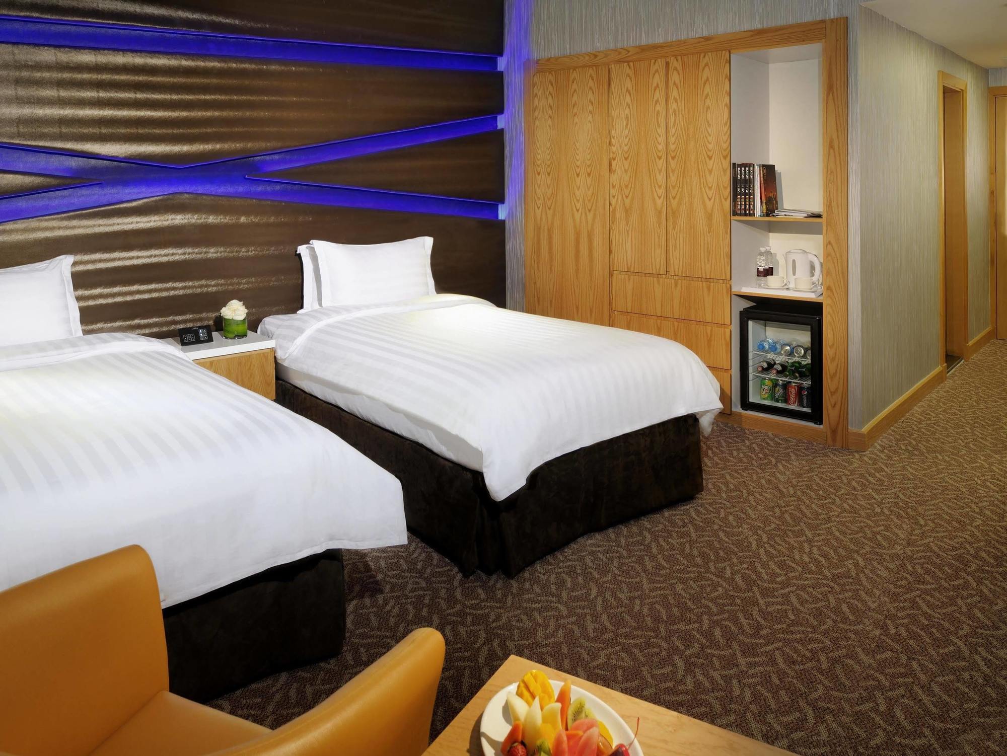 Al Safir Hotel Манама Экстерьер фото